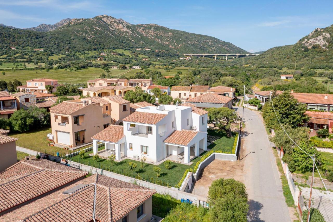 Hotel Residenza L'Alzoni San Teodoro  Exterior foto
