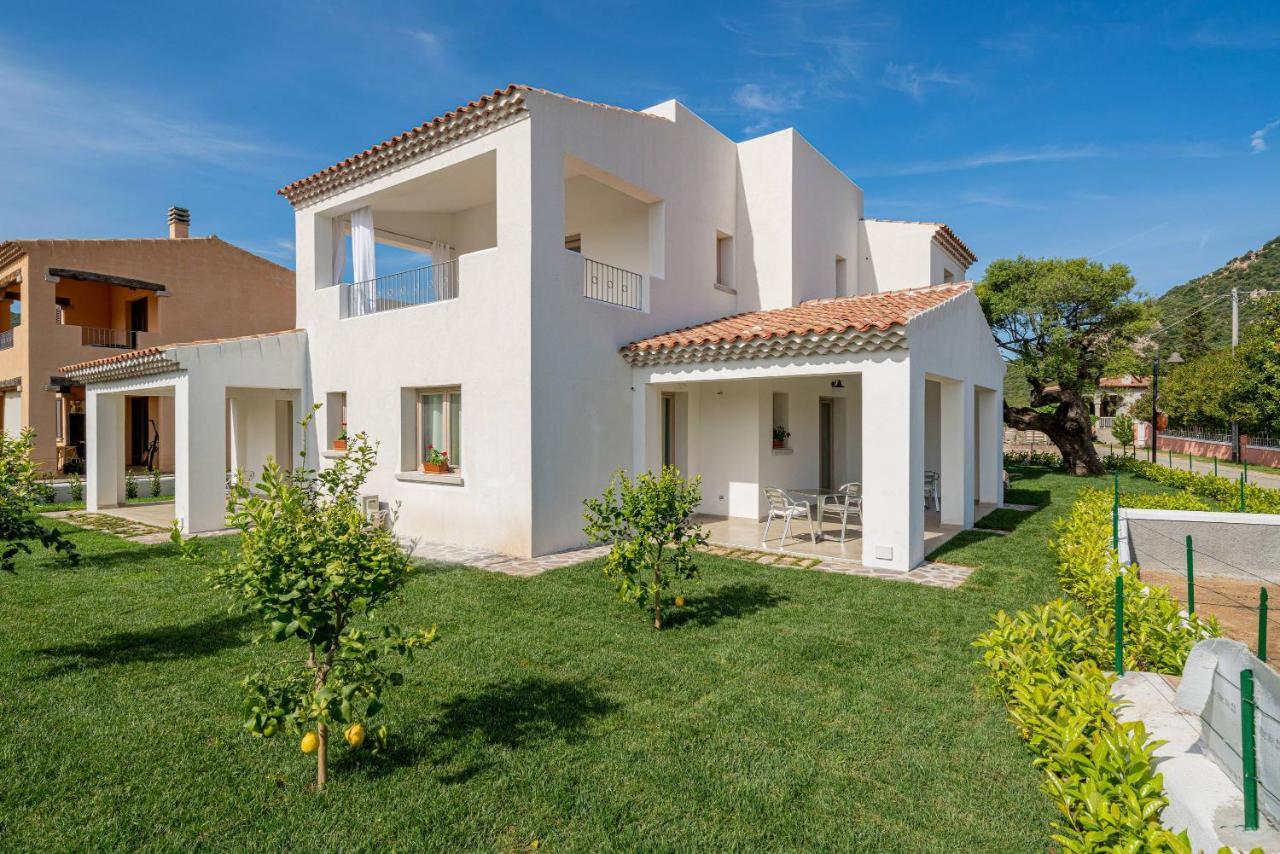Hotel Residenza L'Alzoni San Teodoro  Exterior foto