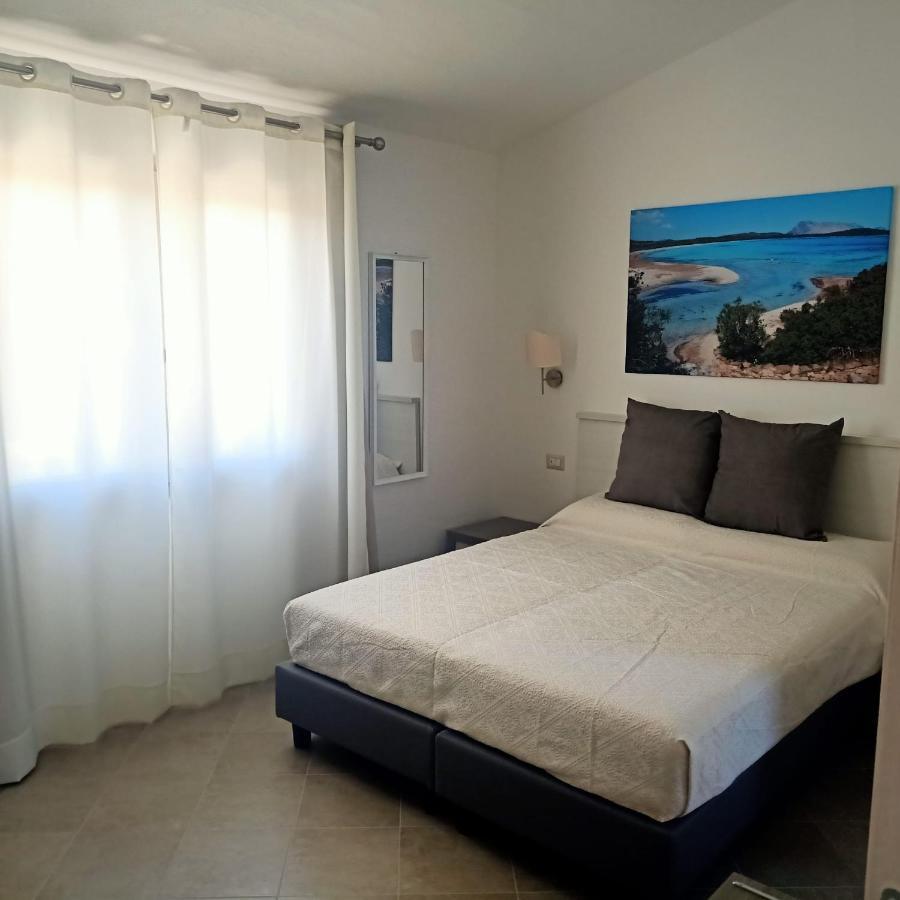 Hotel Residenza L'Alzoni San Teodoro  Exterior foto