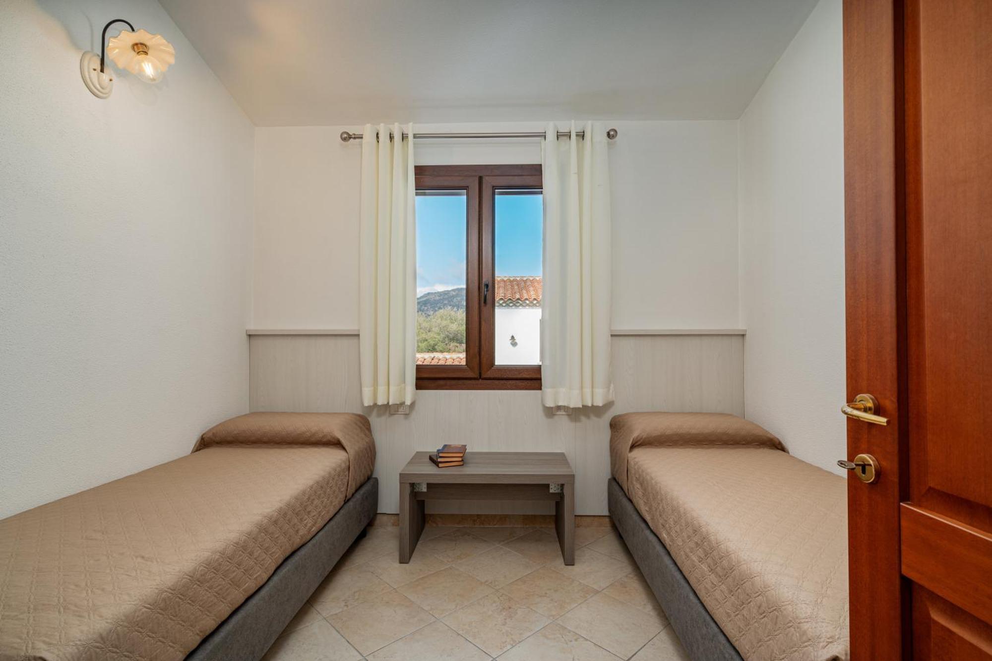 Hotel Residenza L'Alzoni San Teodoro  Exterior foto